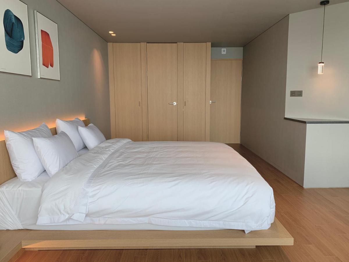 Hotel Sang Sang & Private Sang Sang Pool Villa Geoje Exterior photo