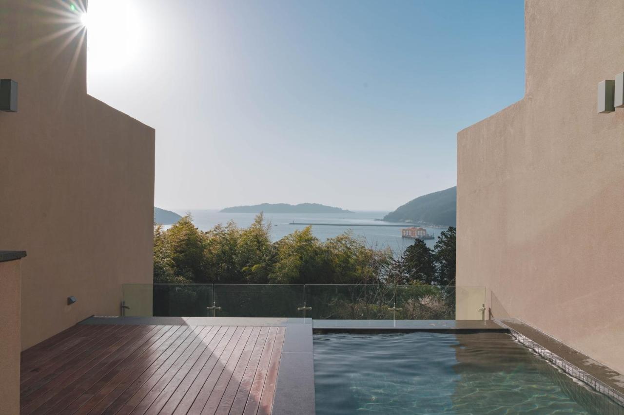 Hotel Sang Sang & Private Sang Sang Pool Villa Geoje Exterior photo