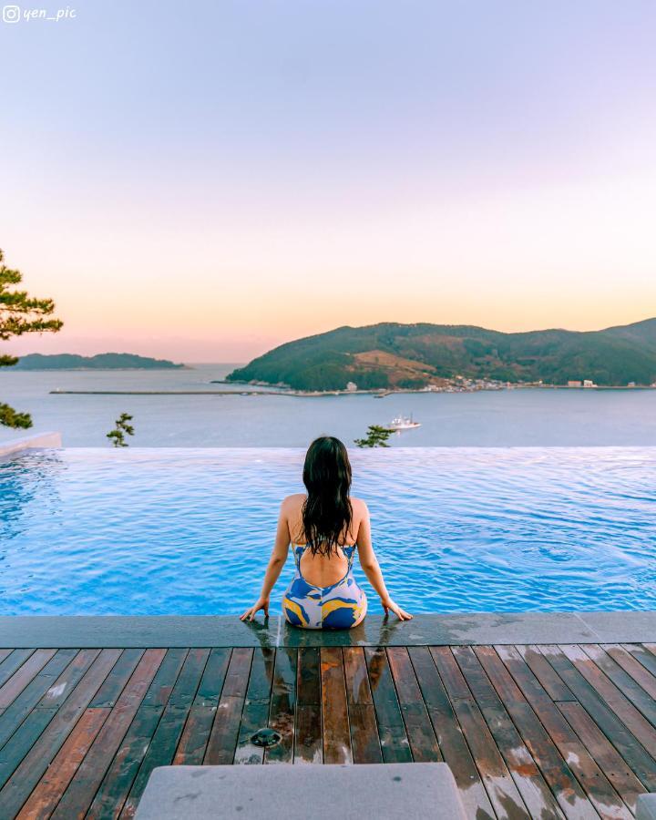 Hotel Sang Sang & Private Sang Sang Pool Villa Geoje Exterior photo