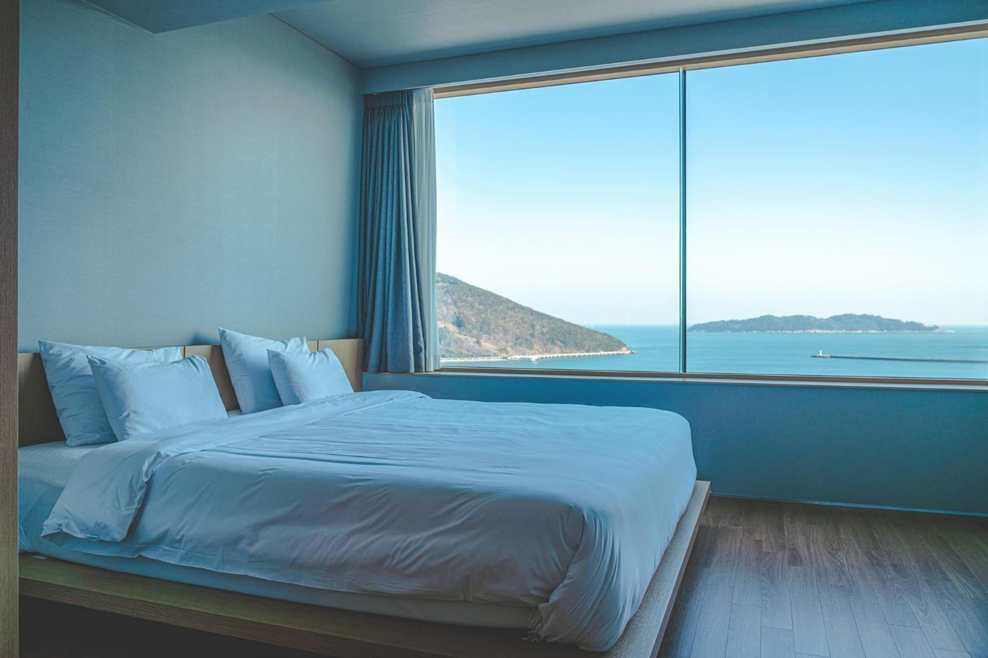 Hotel Sang Sang & Private Sang Sang Pool Villa Geoje Exterior photo